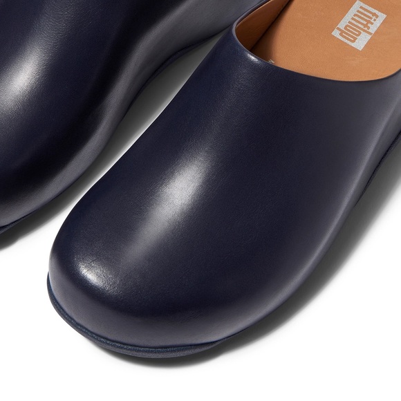 Fitflop Shoes - NWT Fitflop Shuv Leather Clogs Size 7 Navy Blue Price Just Reduced